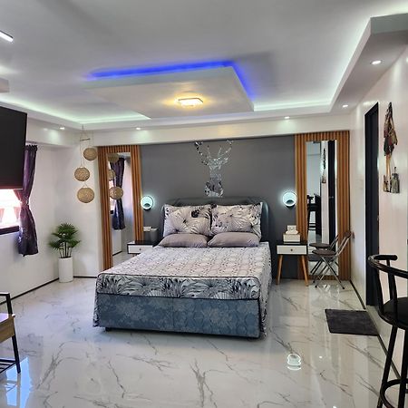 Condo Azur Suites B207 Near Airport, Netflix, Stylish, Cozy With Swimming Pool Мактан Екстериор снимка