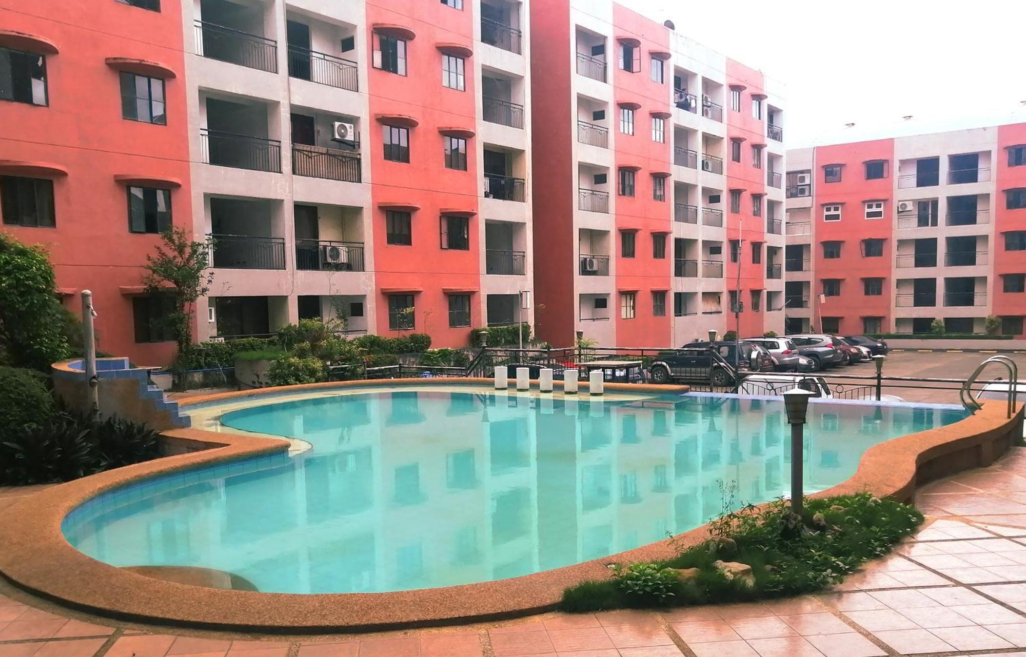 Condo Azur Suites B207 Near Airport, Netflix, Stylish, Cozy With Swimming Pool Мактан Екстериор снимка