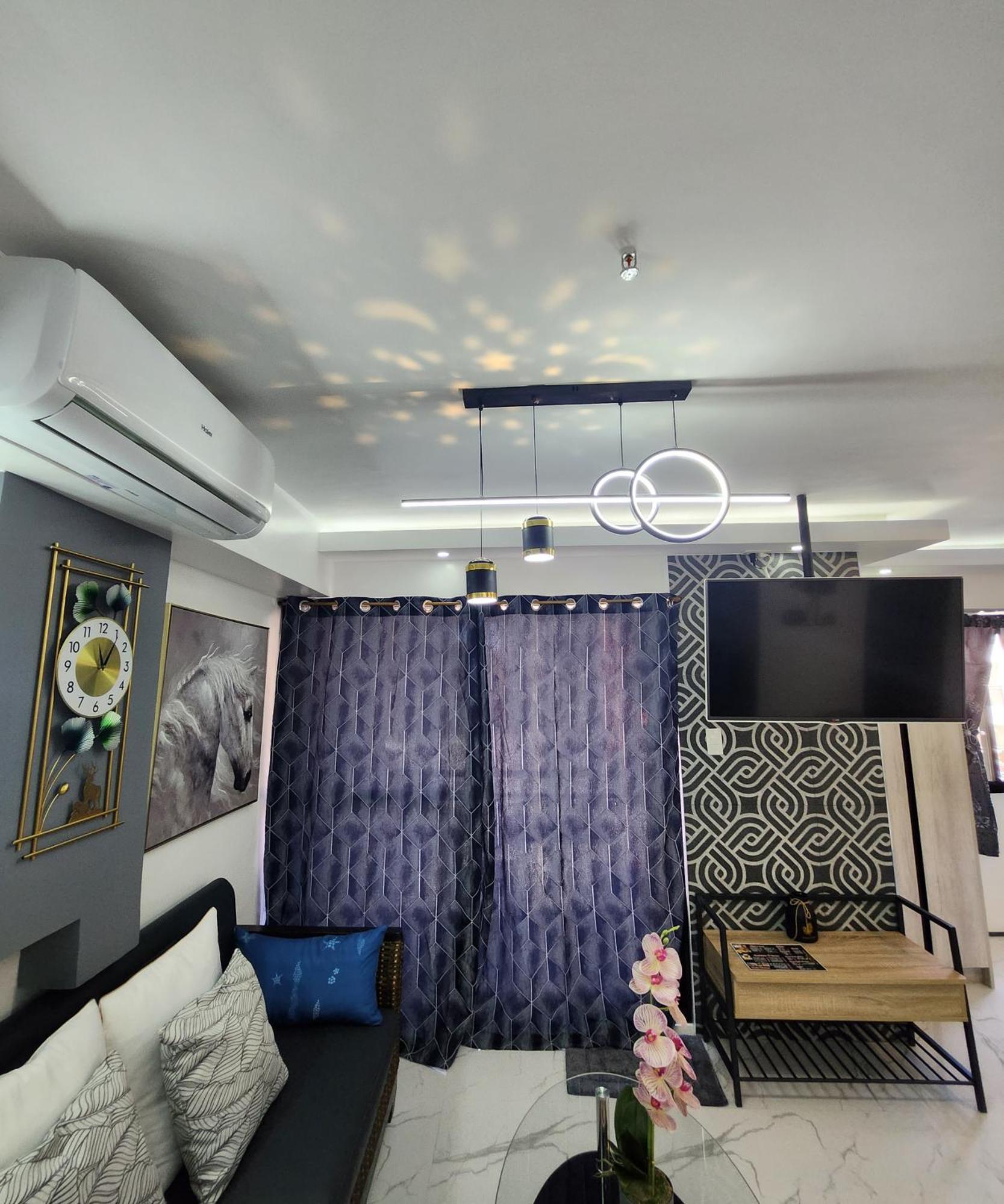 Condo Azur Suites B207 Near Airport, Netflix, Stylish, Cozy With Swimming Pool Мактан Екстериор снимка